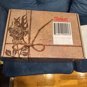 Dungeon  Box Set In Vintage Ashes Large  Civil Slipknot RARE